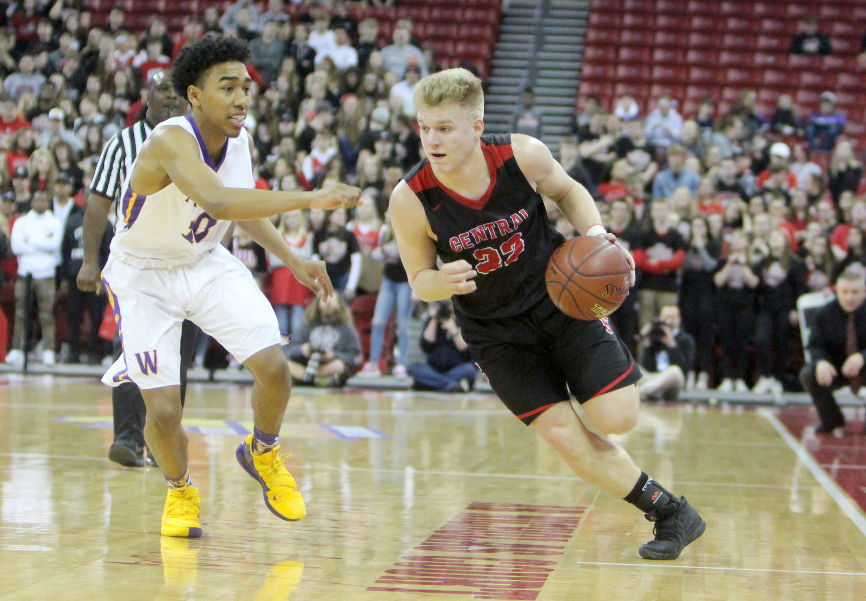 March 15: La Crosse Central vs. Milwaukee Washington